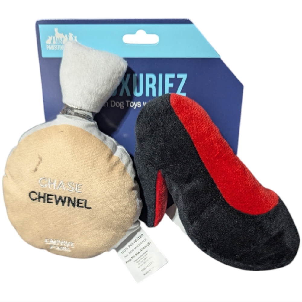 Chewnel Shoe Dog Toys Set squeaker black